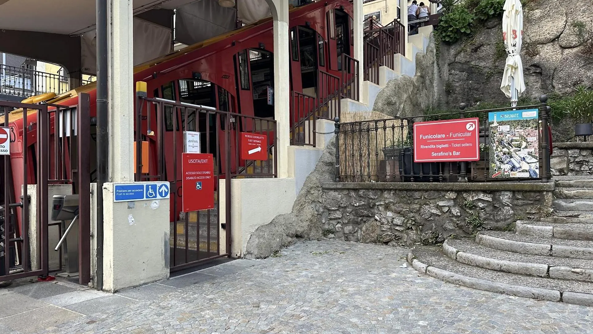 Faro Voltiano 5 Stelle Villa Elegante Wifi Brunate Italy